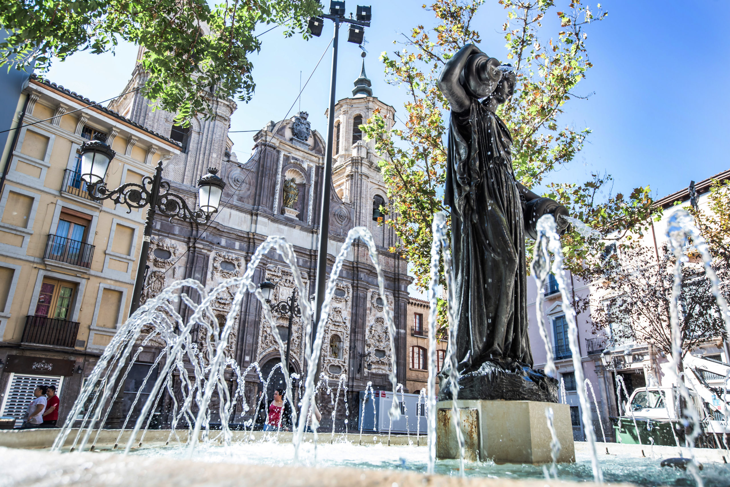 Plazas de Zaragoza con encanto. Plaza del Justicia